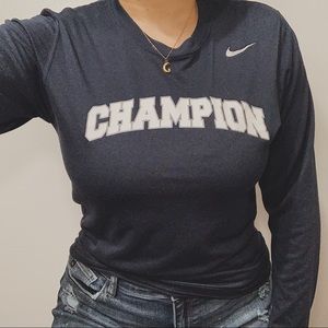 ★ NIKE CHAMPION GRAPHIC TEE